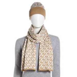 Michael Kors scarf